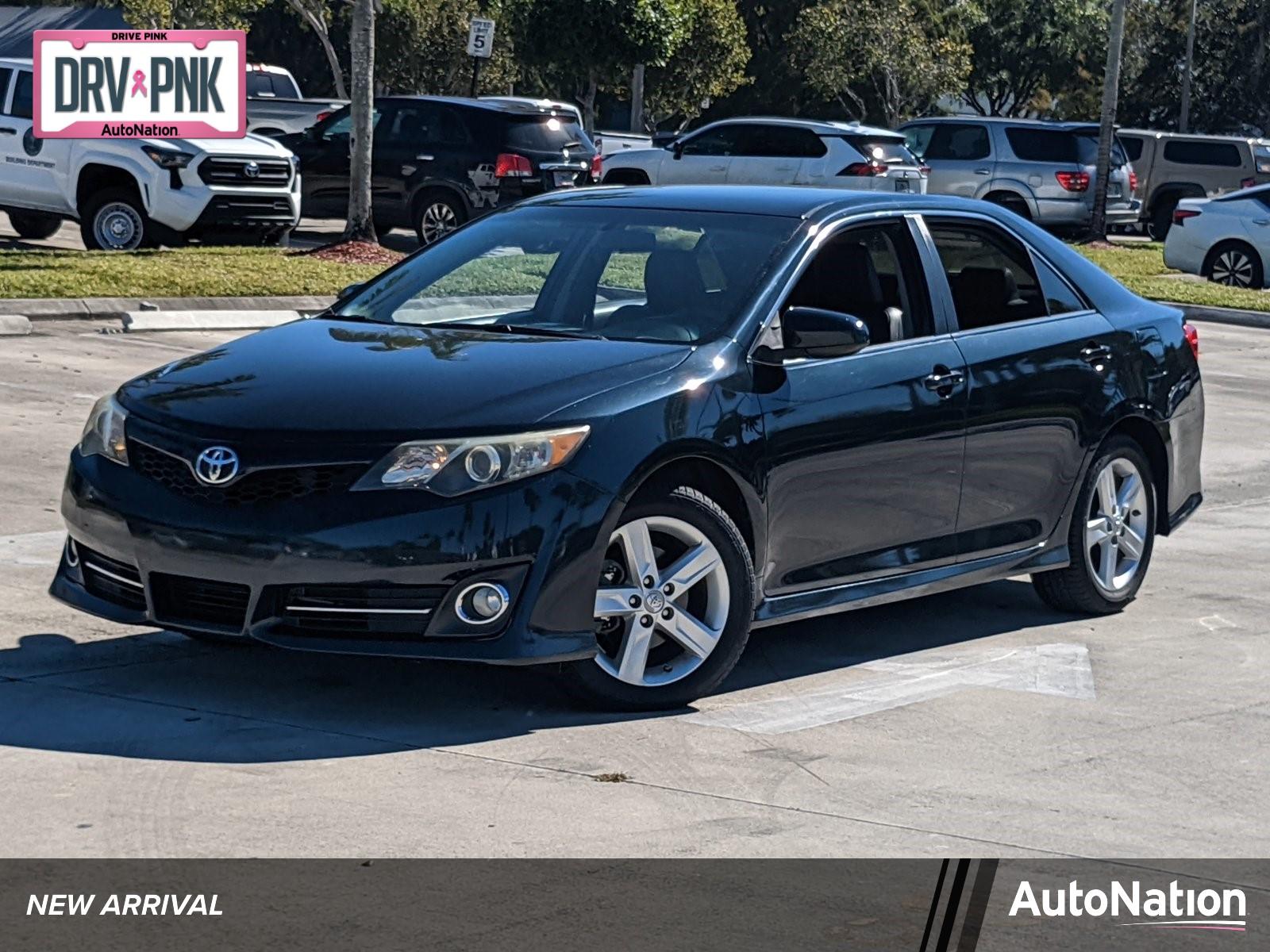 2014 Toyota Camry Vehicle Photo in Davie, FL 33331