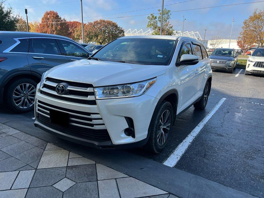 2019 Toyota Highlander Vehicle Photo in DALLAS, TX 75209