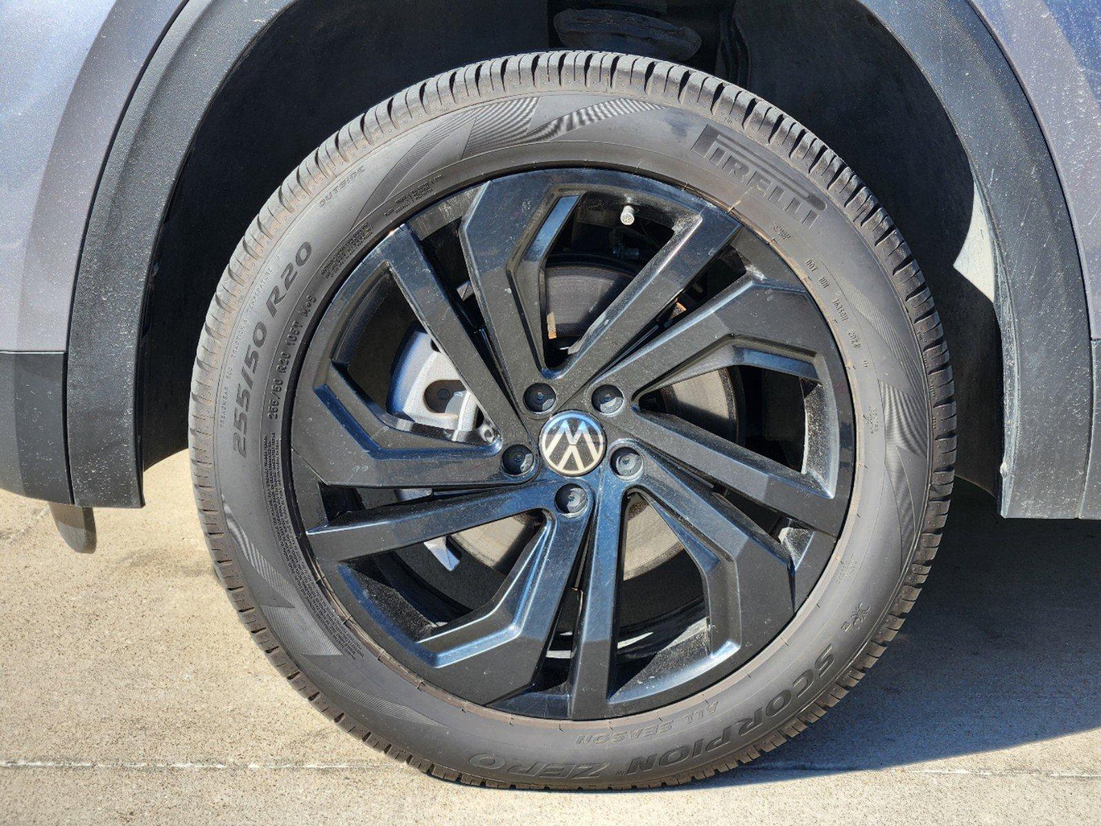 2023 Volkswagen Atlas Vehicle Photo in MCKINNEY, TX 75070