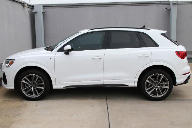 2024 Audi Q3 Vehicle Photo in SUGAR LAND, TX 77478