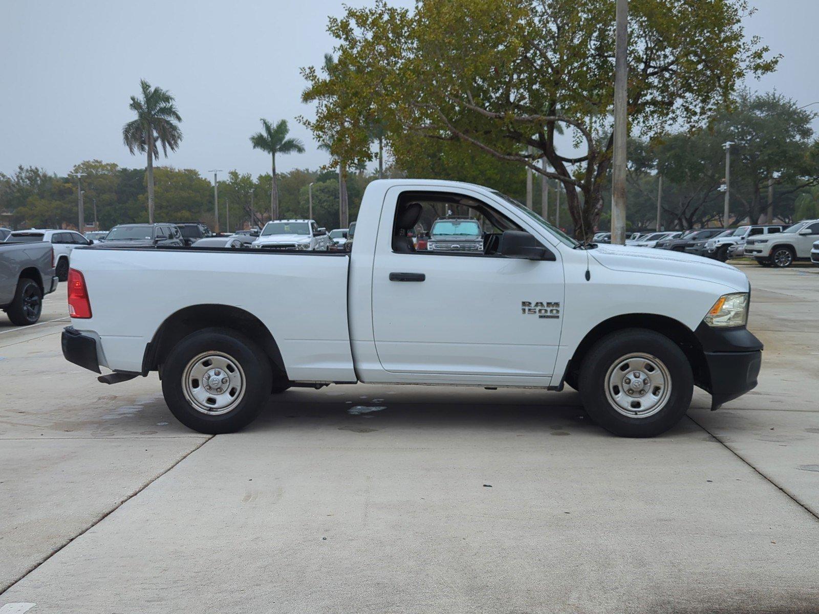 2020 Ram 1500 Classic Vehicle Photo in Pembroke Pines, FL 33027