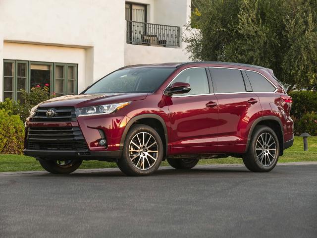 2019 Toyota Highlander Vehicle Photo in PARIS, TX 75460-2116