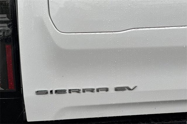 2025 GMC Sierra EV Vehicle Photo in ELK GROVE, CA 95757-8703