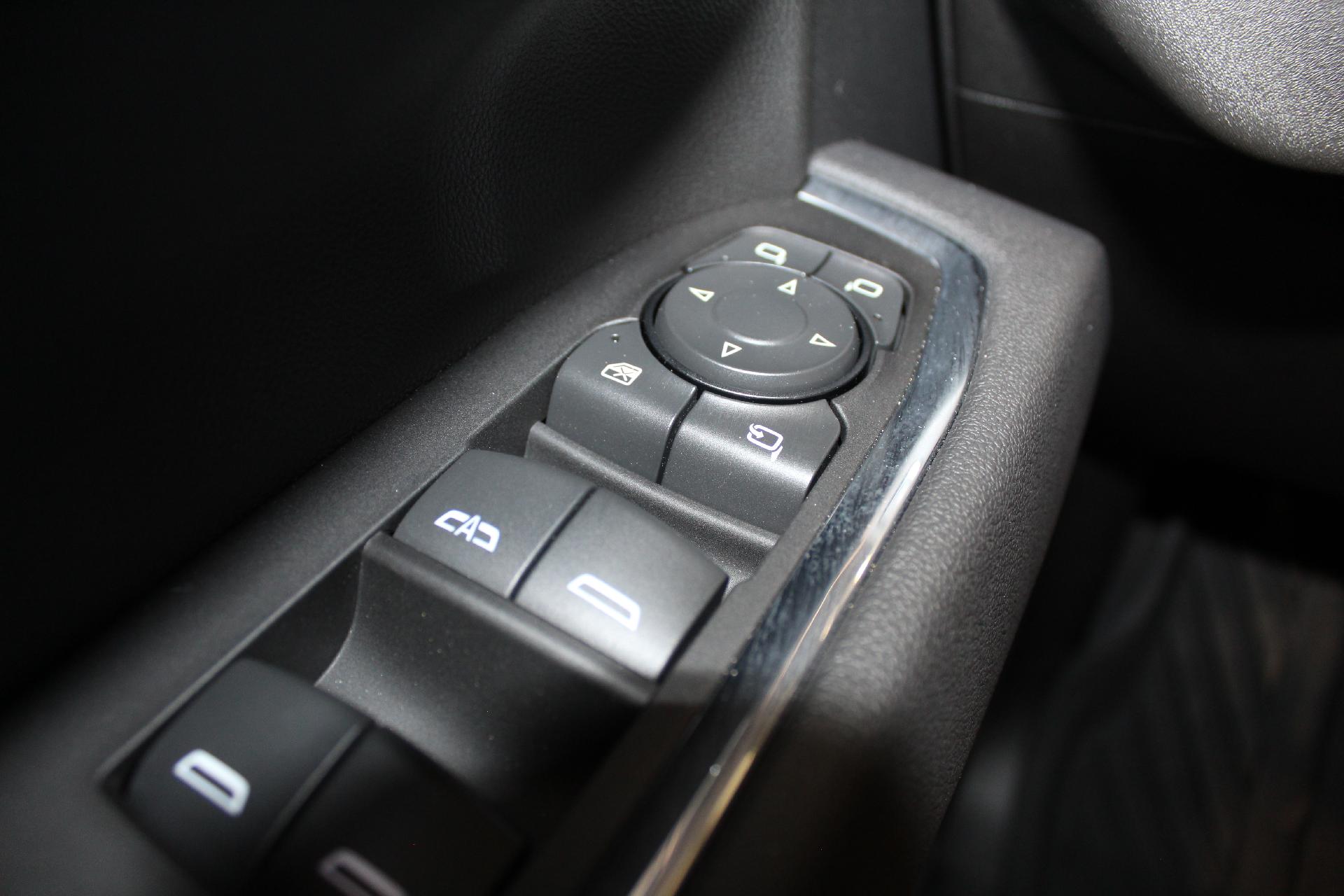 2025 Chevrolet Silverado 2500 HD Vehicle Photo in NORTHAMPTON, MA 01060-1120