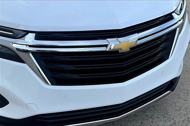 2022 Chevrolet Equinox Vehicle Photo in TOPEKA, KS 66609-0000