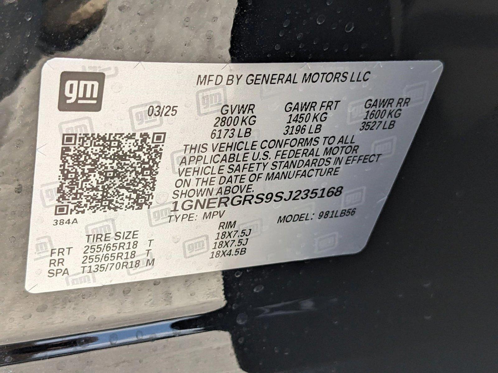 2025 Chevrolet Traverse Vehicle Photo in MIAMI, FL 33172-3015