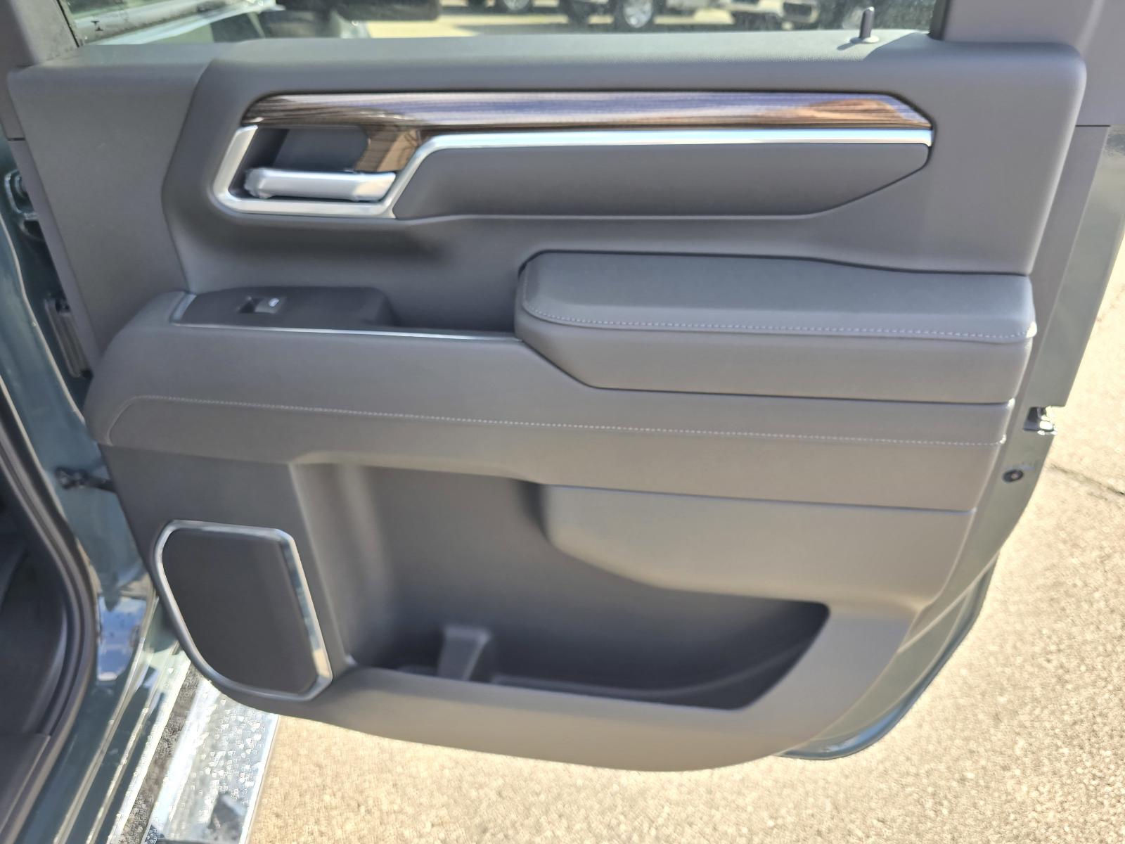 2025 Chevrolet Silverado 2500 HD Vehicle Photo in Rolla, MO 65401