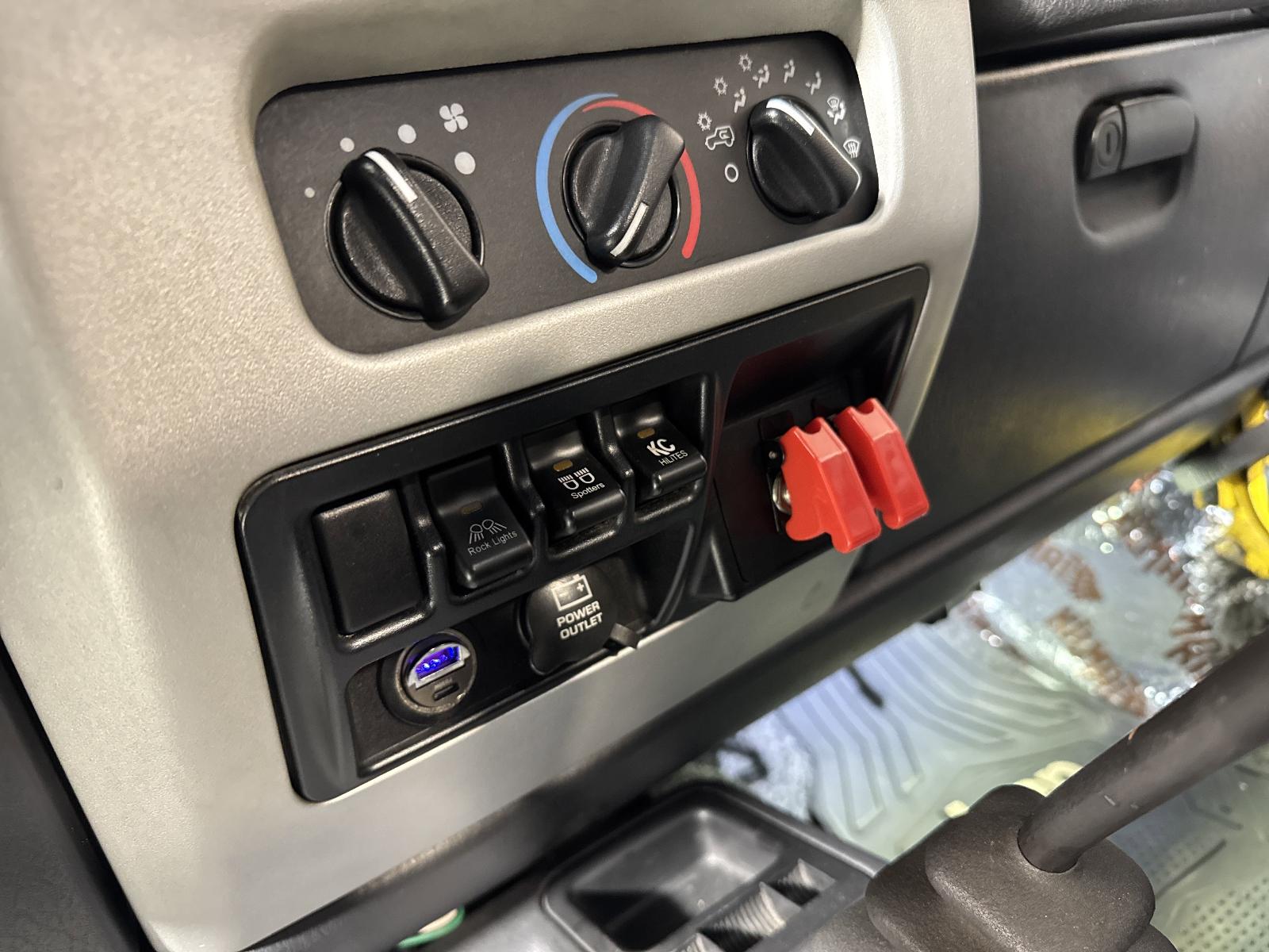 2004 Jeep Wrangler Vehicle Photo in Georgetown, TX 78626
