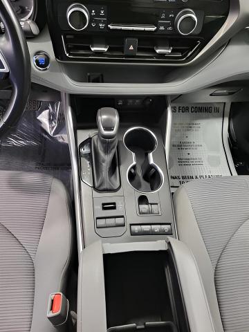 2022 Toyota Highlander Vehicle Photo in Oshkosh, WI 54904