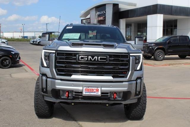 2025 GMC Sierra 2500 HD Vehicle Photo in Greenville, TX 75402