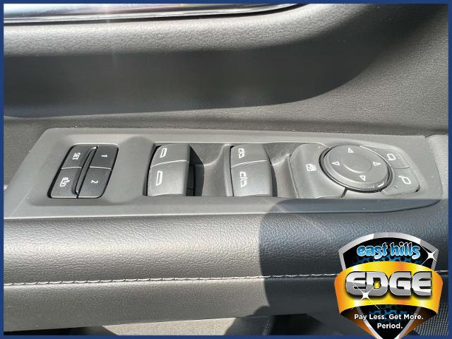 2023 Chevrolet Suburban Vehicle Photo in Roslyn, NY 11576