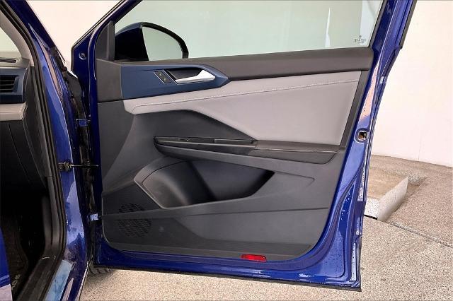 2024 Volkswagen Taos Vehicle Photo in Grapevine, TX 76051