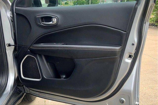 2021 Jeep Compass Vehicle Photo in KANSAS CITY, MO 64114-4545