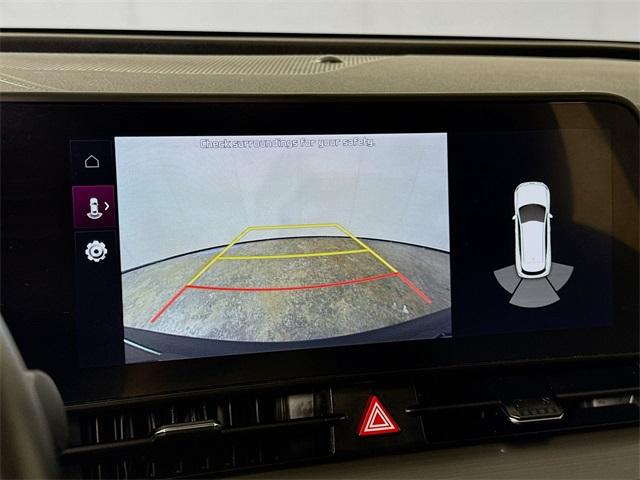 2023 Kia Sportage Hybrid Vehicle Photo in Everett, WA 98204