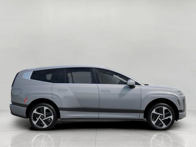 2026 Hyundai IONIQ 9 Vehicle Photo in Green Bay, WI 54304