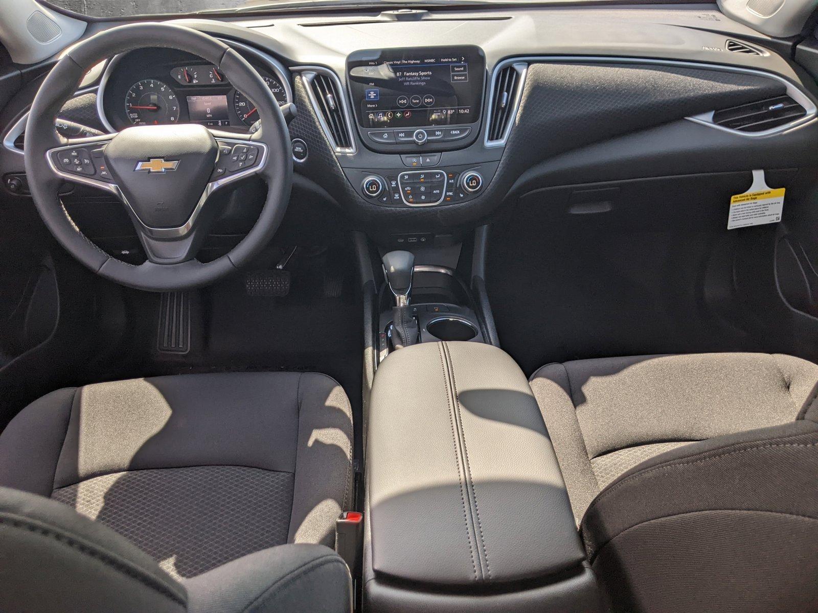 2025 Chevrolet Malibu Vehicle Photo in PEMBROKE PINES, FL 33024-6534