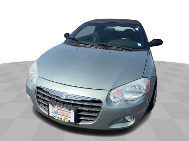 2004 Chrysler Sebring Vehicle Photo in MASSENA, NY 13662-2255