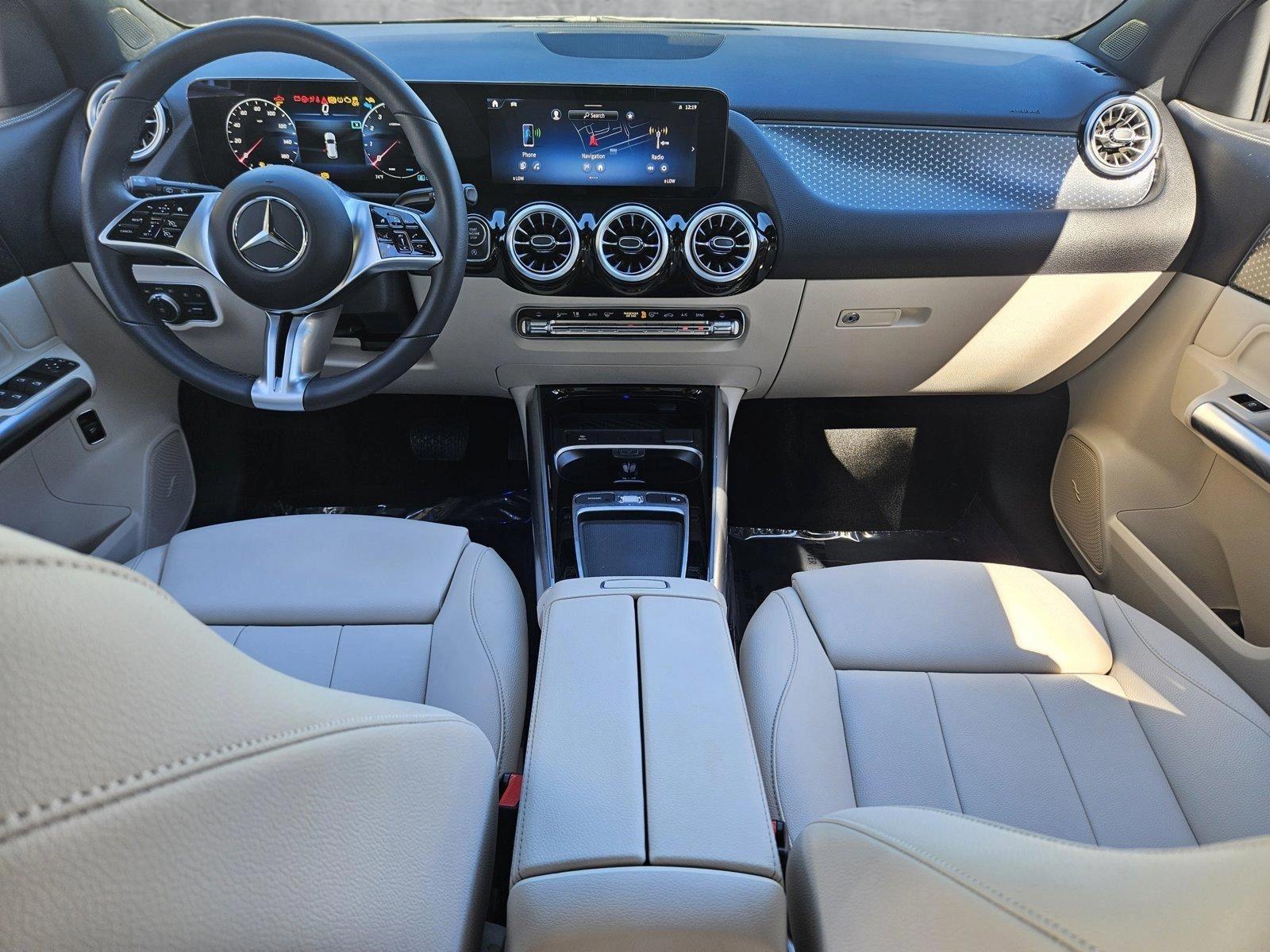 2025 Mercedes-Benz GLA Vehicle Photo in Pembroke Pines , FL 33027