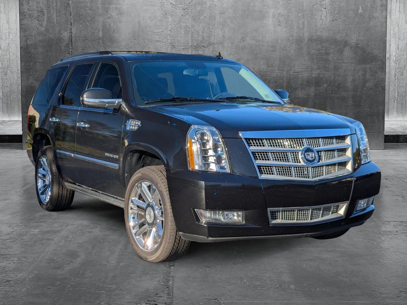 2011 Cadillac Escalade Vehicle Photo in Sanford, FL 32771