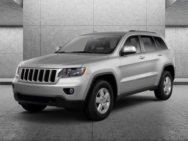 2013 Jeep Grand Cherokee Vehicle Photo in Towson, MD 21204