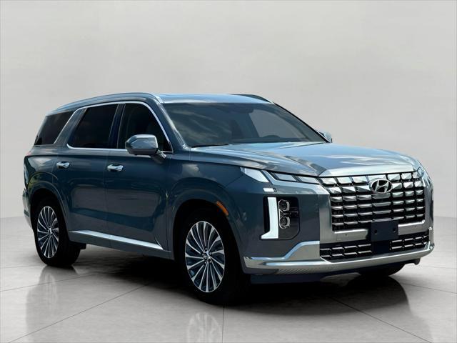 2025 Hyundai PALISADE Vehicle Photo in Green Bay, WI 54304