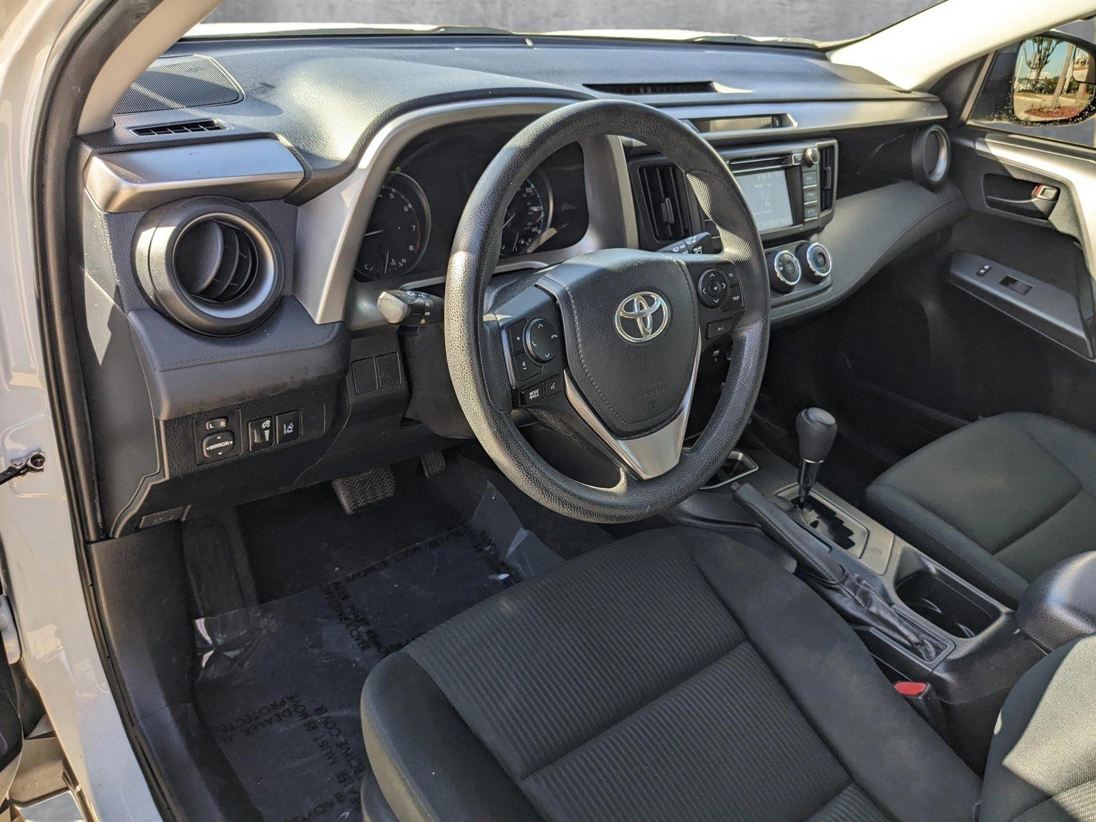 2018 Toyota RAV4 Vehicle Photo in Davie, FL 33331