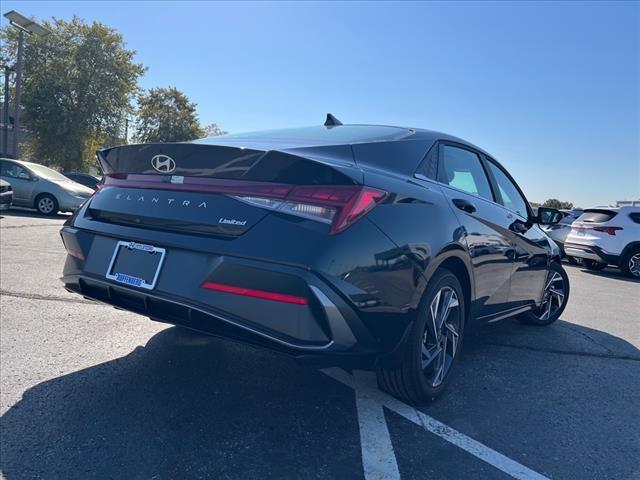 2025 Hyundai ELANTRA Vehicle Photo in Shiloh, IL 62269