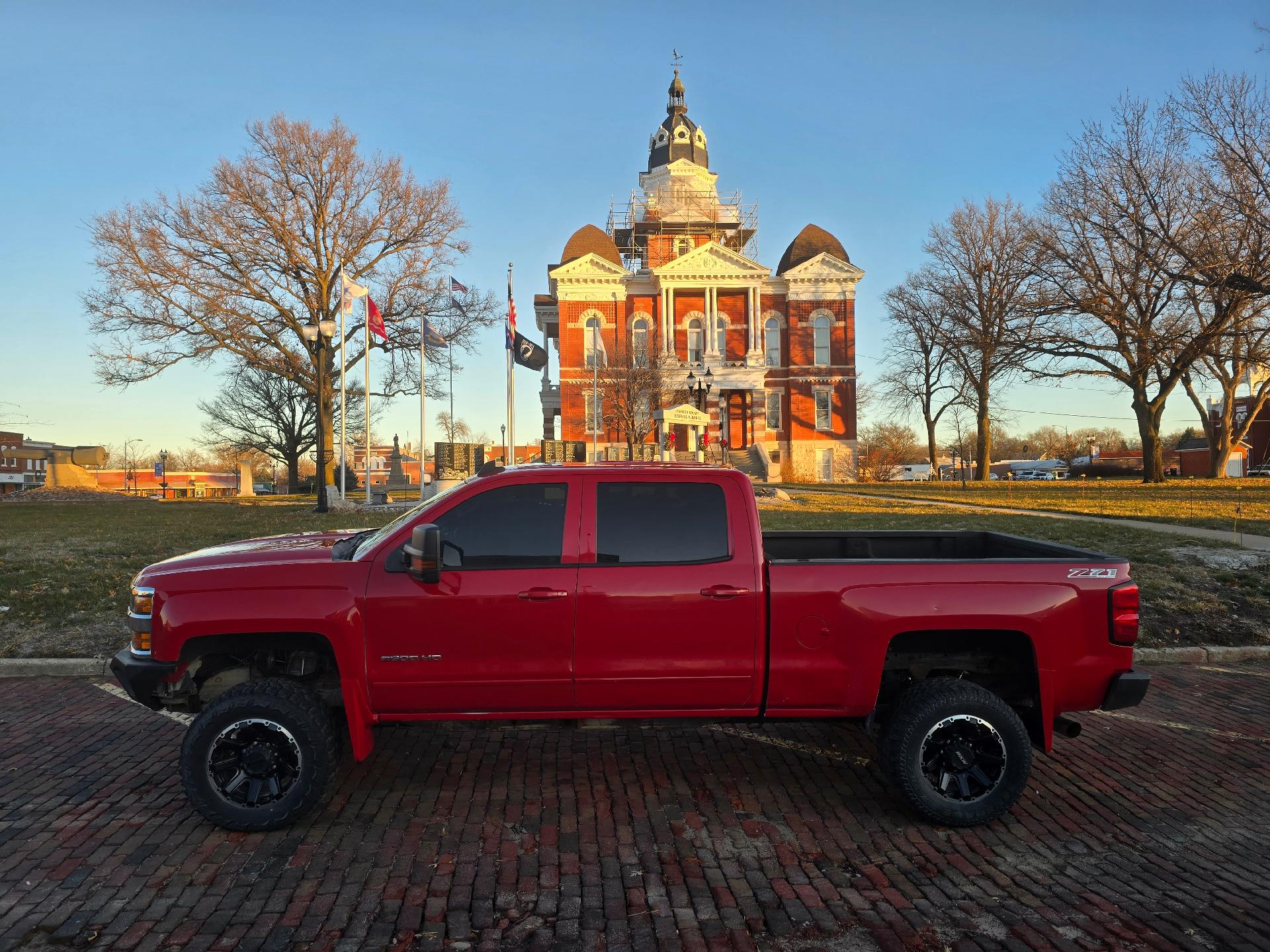 Used 2015 Chevrolet Silverado 2500HD LT with VIN 1GC1KVEGXFF605926 for sale in Tecumseh, NE