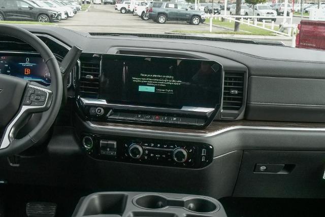 2025 Chevrolet Silverado 2500 HD Vehicle Photo in VENTURA, CA 93003-8585