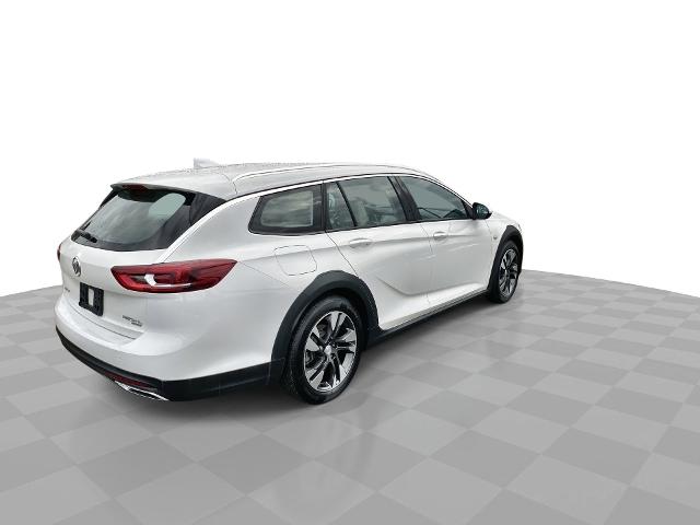 2018 Buick Regal TourX Vehicle Photo in WILLIAMSVILLE, NY 14221-2883