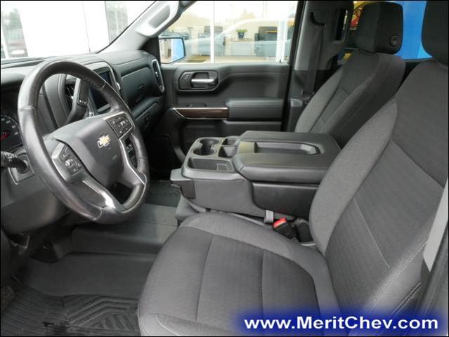 2021 Chevrolet Silverado 1500 Vehicle Photo in MAPLEWOOD, MN 55119-4794