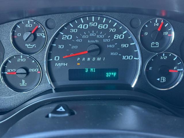 2024 Chevrolet Express Cargo 2500 Vehicle Photo in COLUMBIA, MO 65203-3903