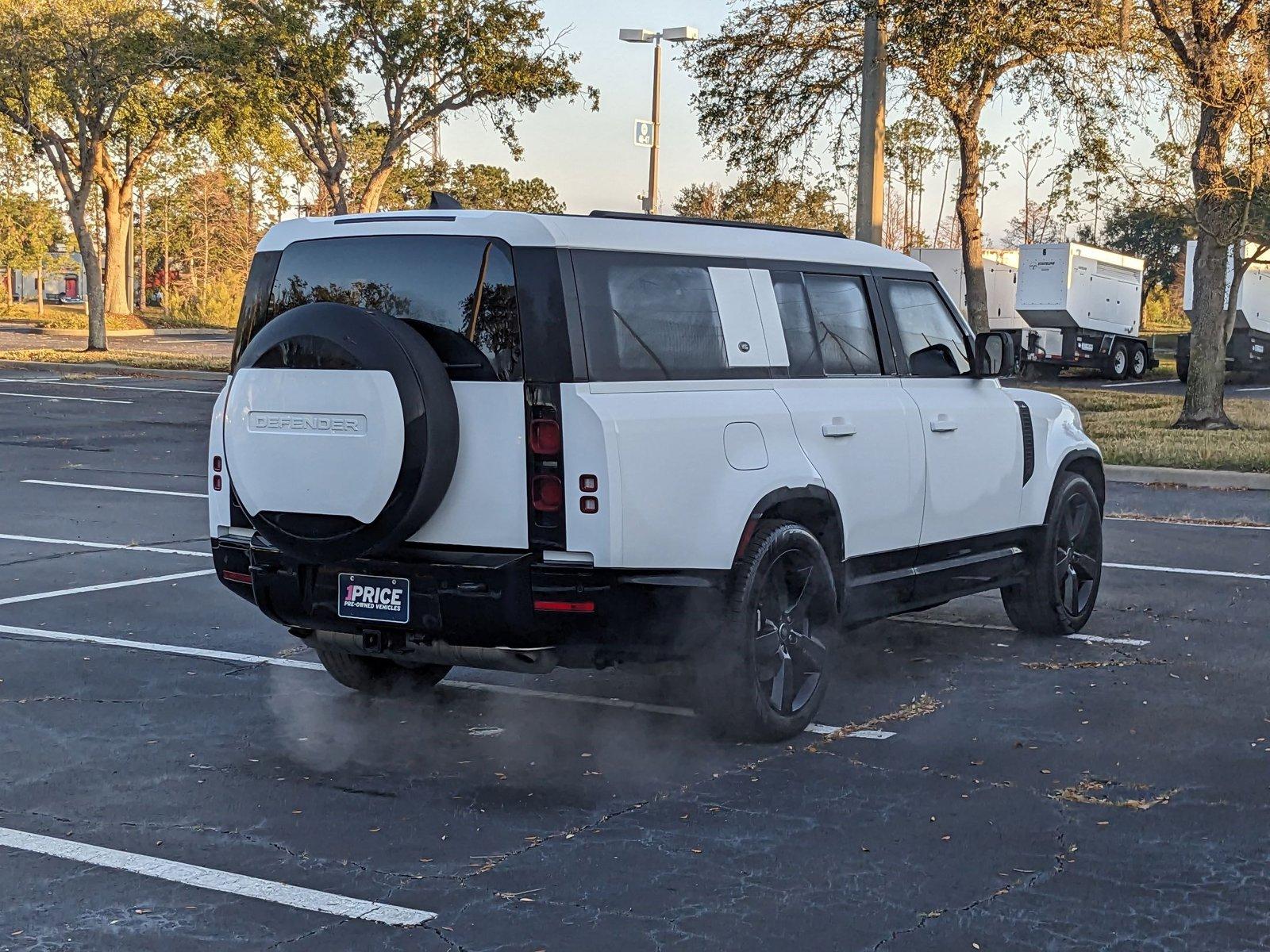 2024 Land Rover Defender Vehicle Photo in Sanford, FL 32771