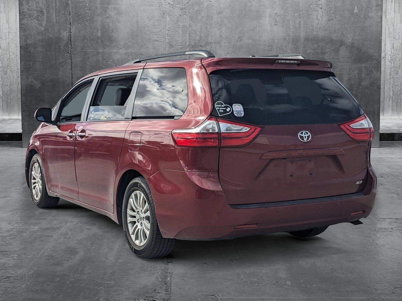 2015 Toyota Sienna Vehicle Photo in MIAMI, FL 33172-3015