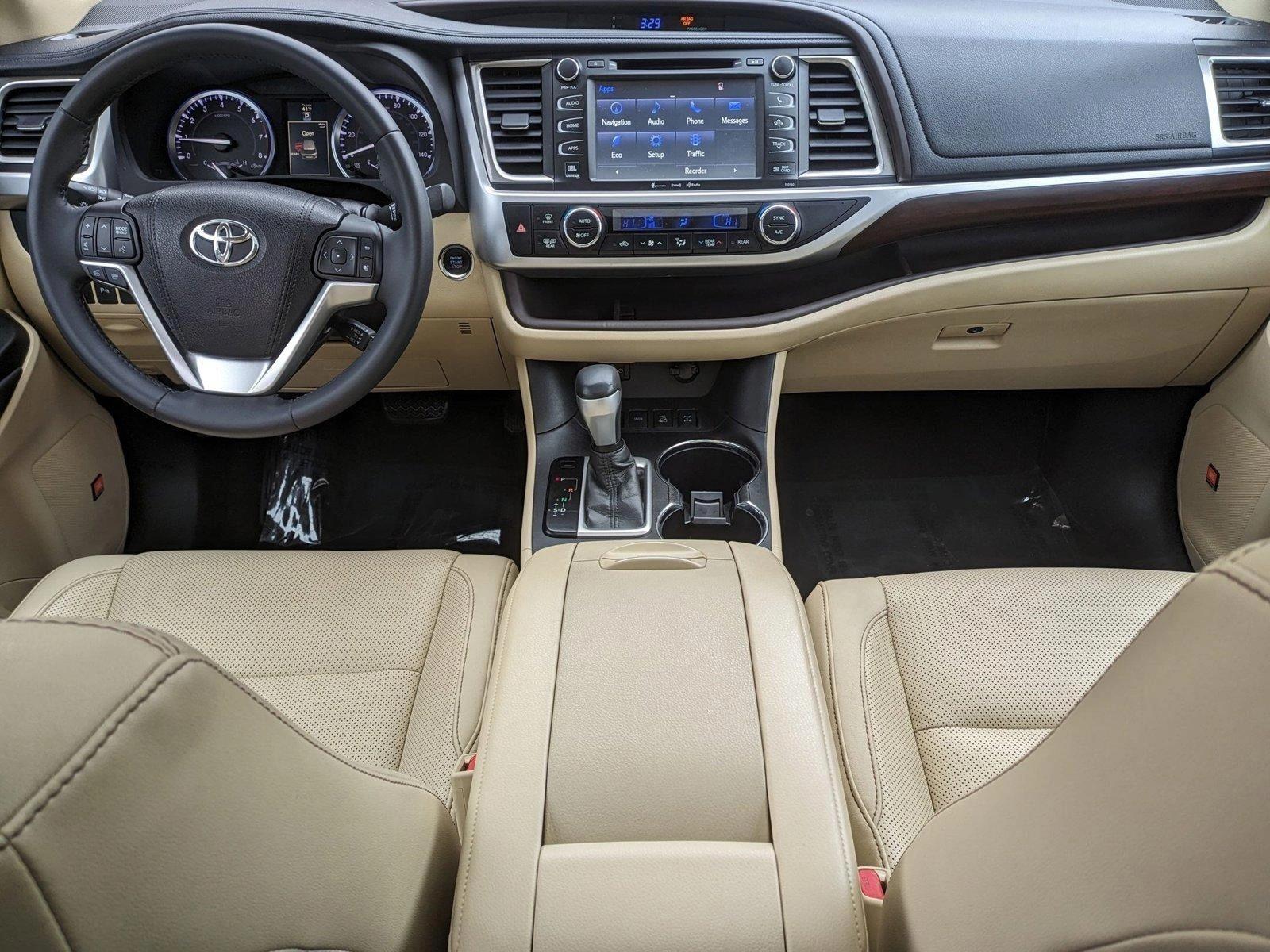 2016 Toyota Highlander Vehicle Photo in Bethesda, MD 20852