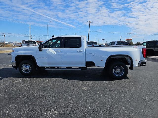 2025 Chevrolet Silverado 3500 HD Vehicle Photo in EASTLAND, TX 76448-3020