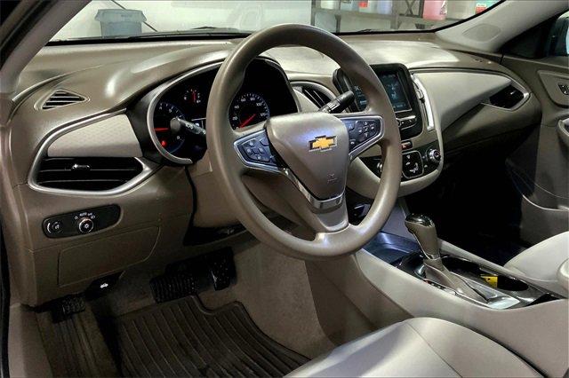2018 Chevrolet Malibu Vehicle Photo in TOPEKA, KS 66609-0000