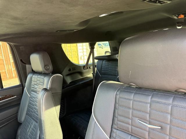 2022 Cadillac Escalade ESV Vehicle Photo in CHICOPEE, MA 01020-5001