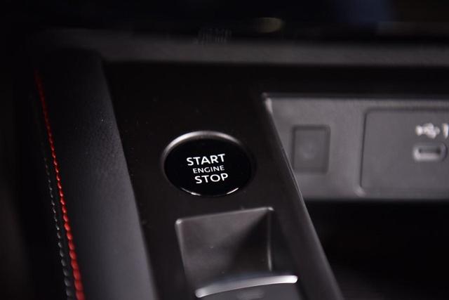 2025 Nissan Kicks Vehicle Photo in Ballwin, MO 63011