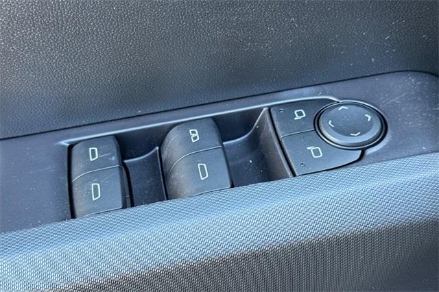 2025 GMC Canyon Vehicle Photo in ELK GROVE, CA 95757-8703