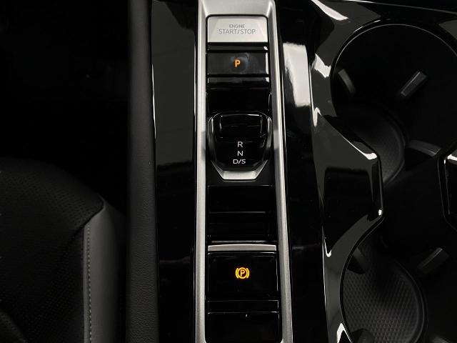 2025 Volkswagen Atlas Vehicle Photo in Appleton, WI 54913