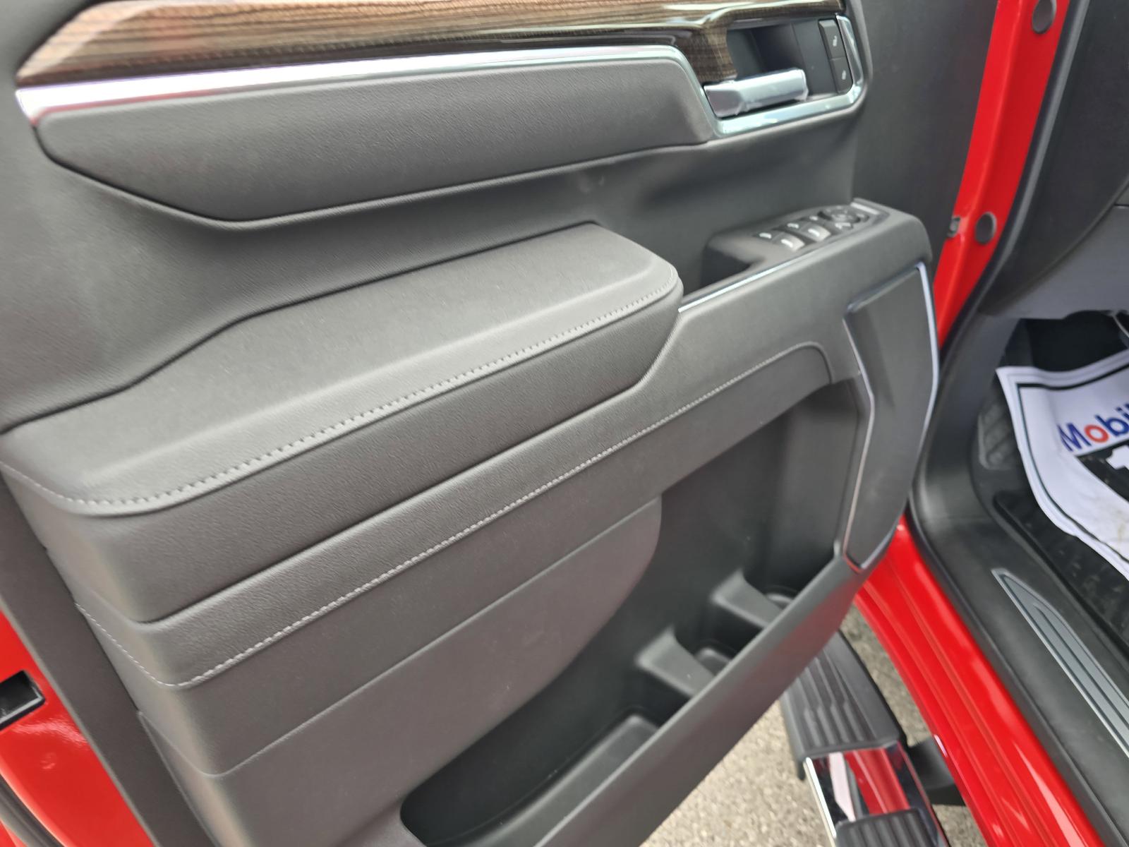 2025 Chevrolet Silverado 2500 HD Vehicle Photo in Rolla, MO 65401