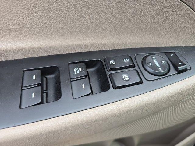 2021 Hyundai TUCSON Vehicle Photo in Pleasant Hills, PA 15236
