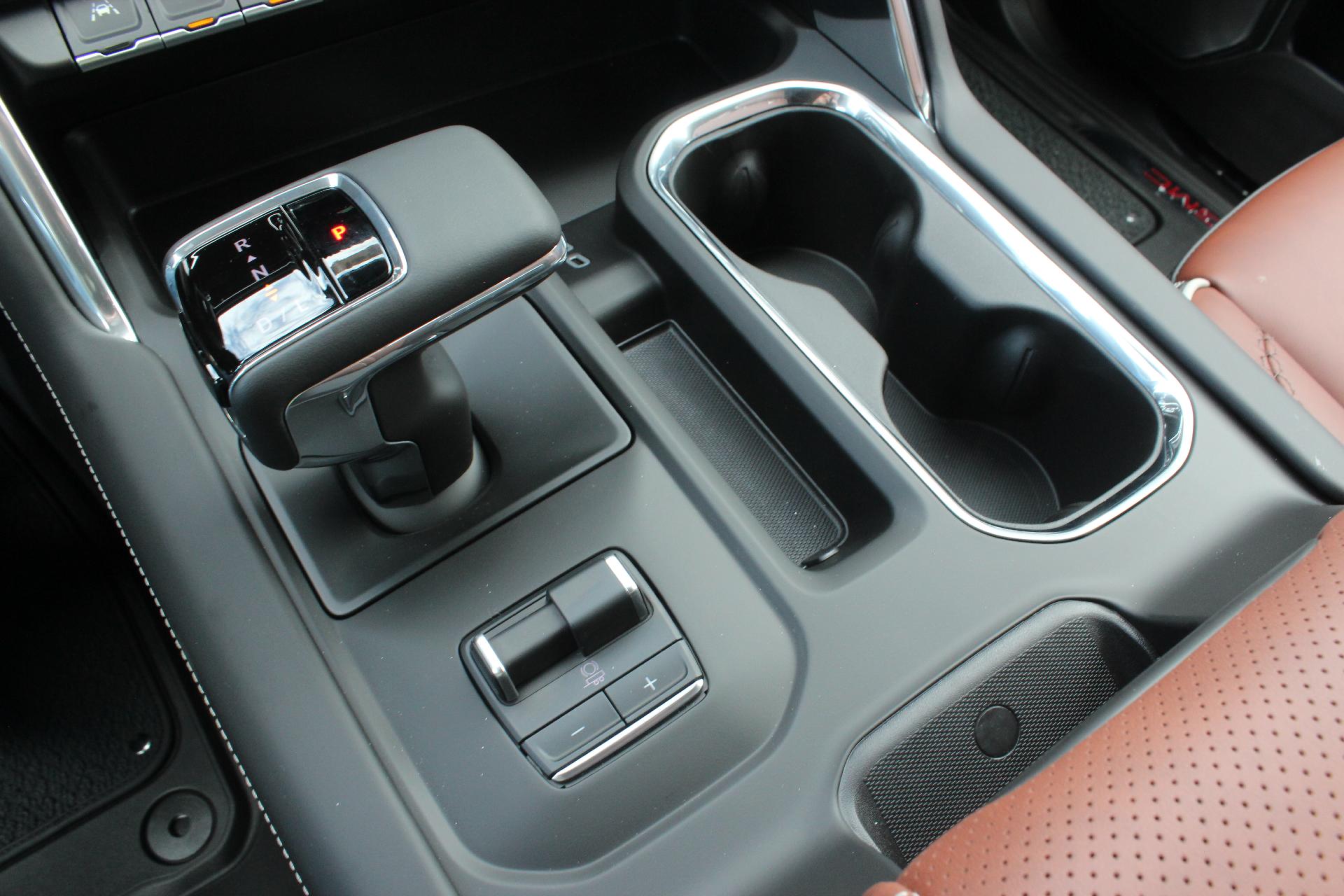 2025 GMC Sierra 1500 Vehicle Photo in AURORA, CO 80012-4011