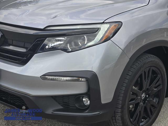 2021 Honda Pilot Vehicle Photo in DENTON, TX 76210-9321