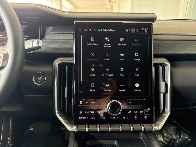 2024 GMC Acadia Vehicle Photo in MANHATTAN, KS 66502-5036