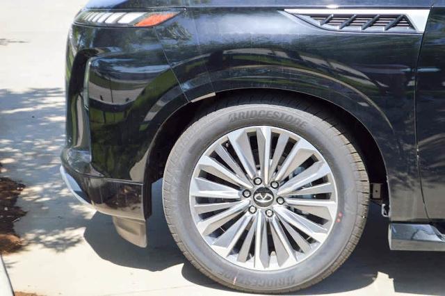 2025 INFINITI QX80 Vehicle Photo in Houston, TX 77090