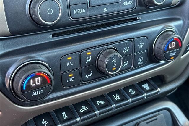 2016 GMC Sierra 2500 HD Vehicle Photo in ELK GROVE, CA 95757-8703