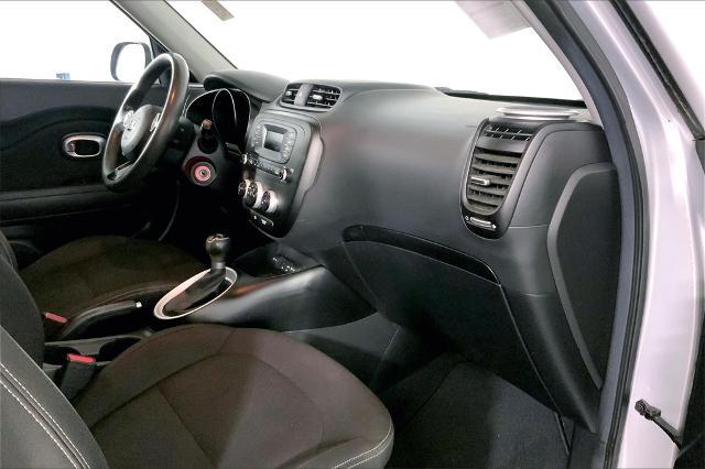 2015 Kia Soul Vehicle Photo in Lees Summit, MO 64086