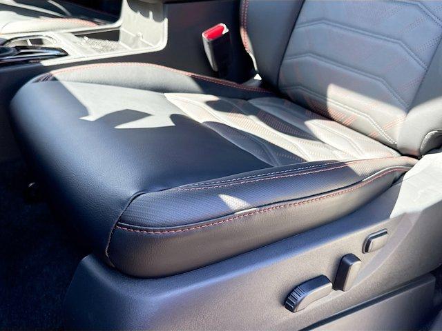 2025 Nissan Frontier Vehicle Photo in Flemington, NJ 08822